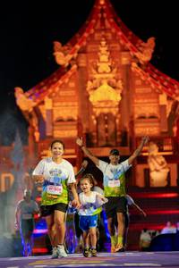 BIB: 308
                            <button type="button" onclick="openModal(22476799)" class="btn btn-primary btn-sm float-right btn-popup" data-toggle="modal" data-target=".modal-high-quality">
                        <i class="fas fa-shopping-cart"></i> Add to Cart
                    </button>
                                            <button type="button" onclick="isThisMe(22476799, true)" class="btn btn-success btn-sm float-right btn-popup btn-isme hidden" data-toggle="tooltip" data-placement="bottom" title="นี่คือรูปของคุณใช่ไหม คลิกที่นี่เพื่อเอาเข้าอัลบั้ม">
                        <i class="fas fa-plus"></i> Add to album
                    </button>
                    <button type="button" onclick="isThisMe(22476799, false)" class="btn btn-warning btn-sm float-right btn-popup btn-isnotme hidden">
                        <i class="fas fa-ban"></i> Remove from album
                    </button>